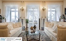 Casa Dell'Arte Club House